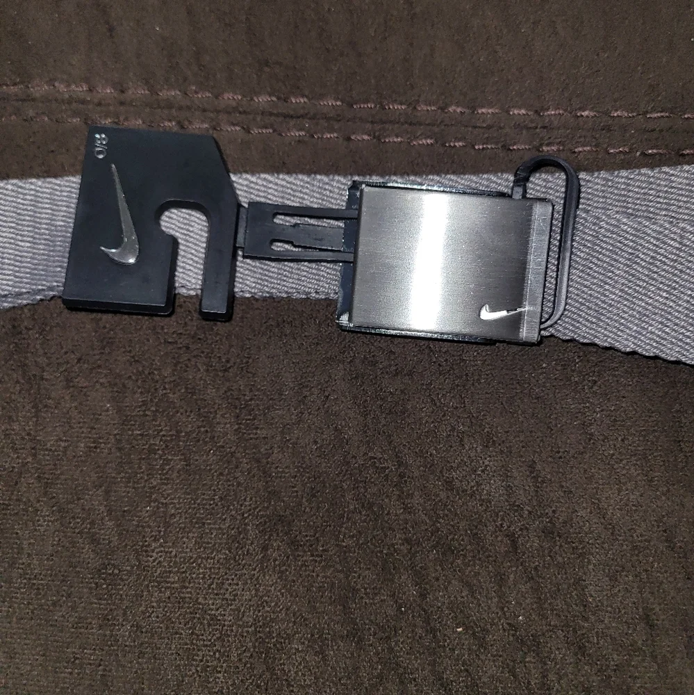 New Nike Tech Essentials Golf Web Belt~Adjustable~One Size